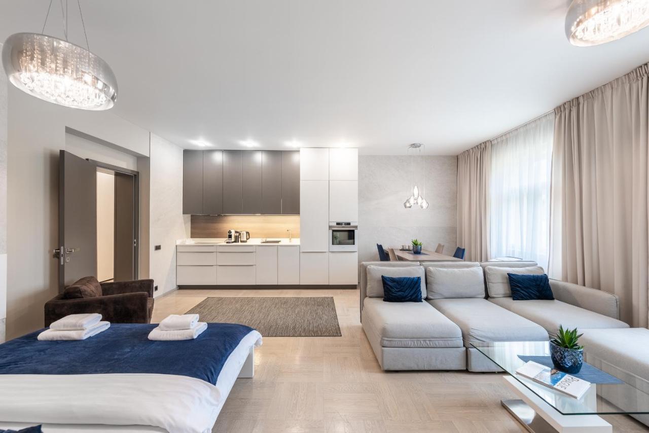 Appartement New Luxury Apt With Ac&Parking In The Center Of Prague Extérieur photo